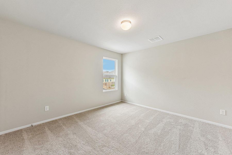 Spacious, unfurnished interior of a new home in Edgebrooke, Pflugerville (Image 22). Spacious, unfurnished interior of a new home in Edgebrooke, Pflugerville (Image 22).