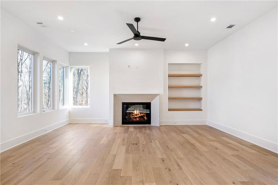 Spacious, unfurnished interior of a new home in Aster, Roswell (Image 48).