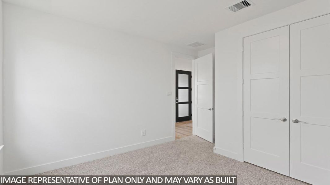 Spacious, unfurnished interior of a new home in Silverthorne, Conroe (Image 16).