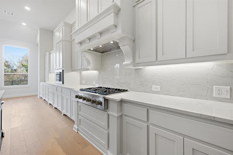 Furnished interior view inside a new home in Mustang Lakes, Celina (Image 12).