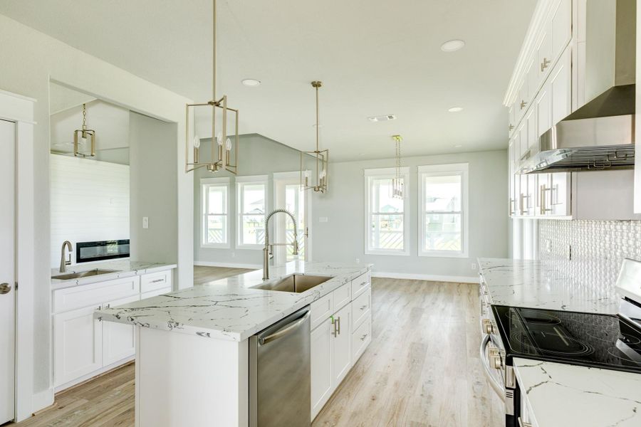 Furnished interior view inside a new home in , Galveston (Image 7).