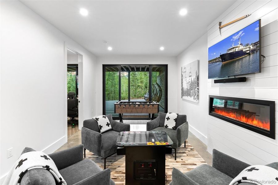 Furnished interior view inside a new home in , Winter Park (Image 19).