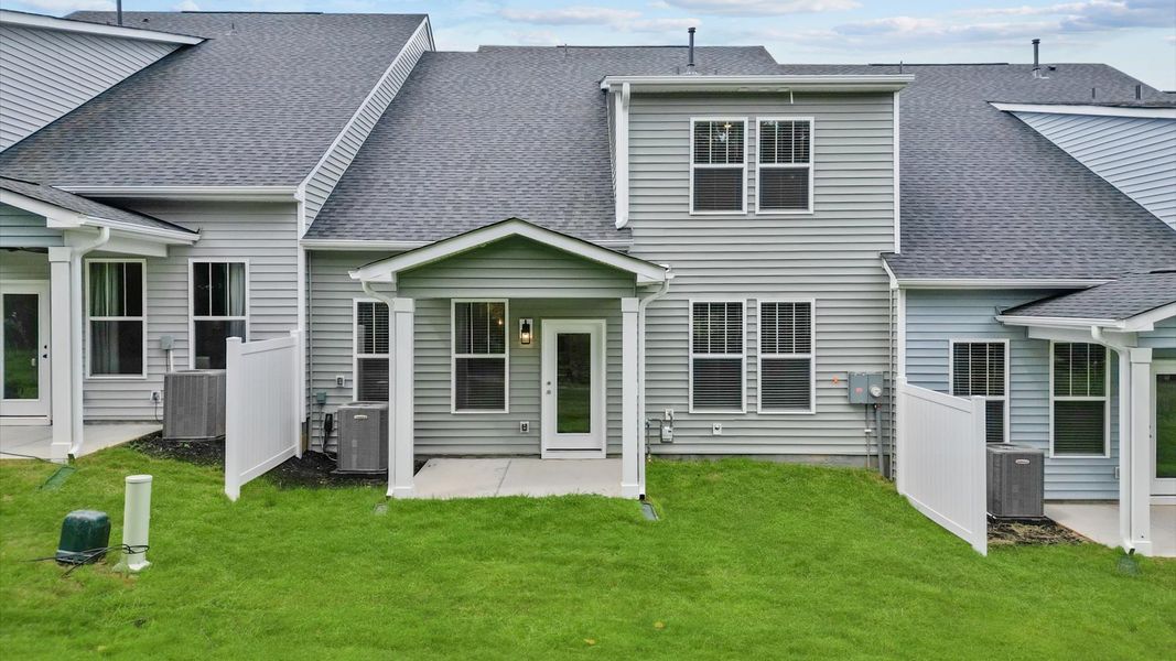 Front exterior of a new home in Silo Ridge, Anderson, SC, highlighting curb appeal (Image 19).
