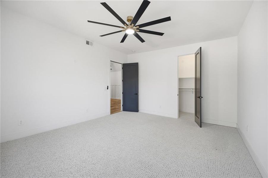 Spacious, unfurnished interior of a new home in , Flowery Branch (Image 28).