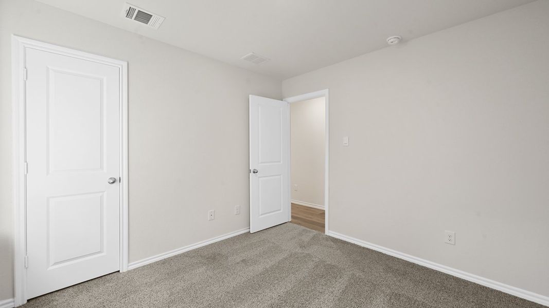 Spacious, unfurnished interior of a new home in Wildcat Ranch, Crandall (Image 18).