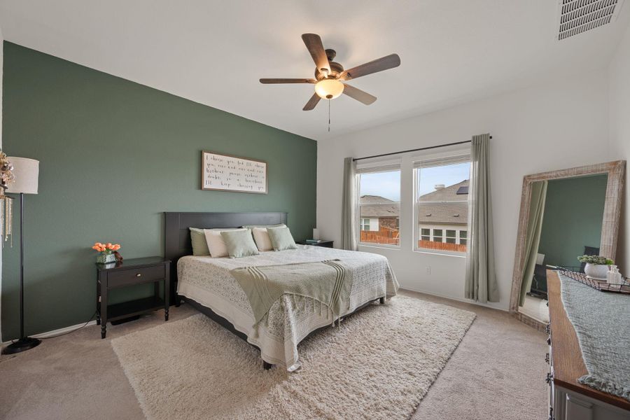 Furnished interior view inside a new home in Thunder Rock, Marble Falls (Image 20).