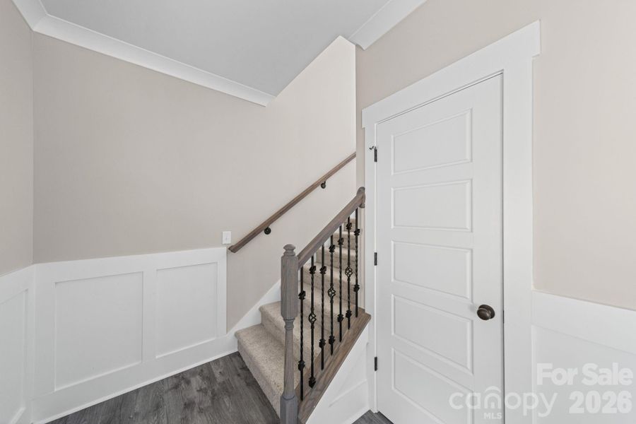 Spacious, unfurnished interior of a new home in , Badin (Image 19).