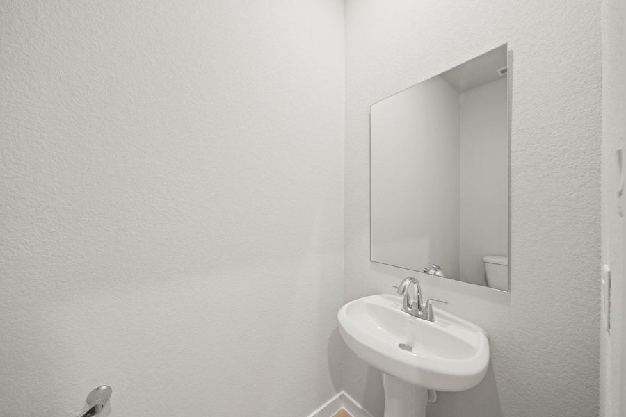 Image 21 of a home in Lakes at Black Oak.