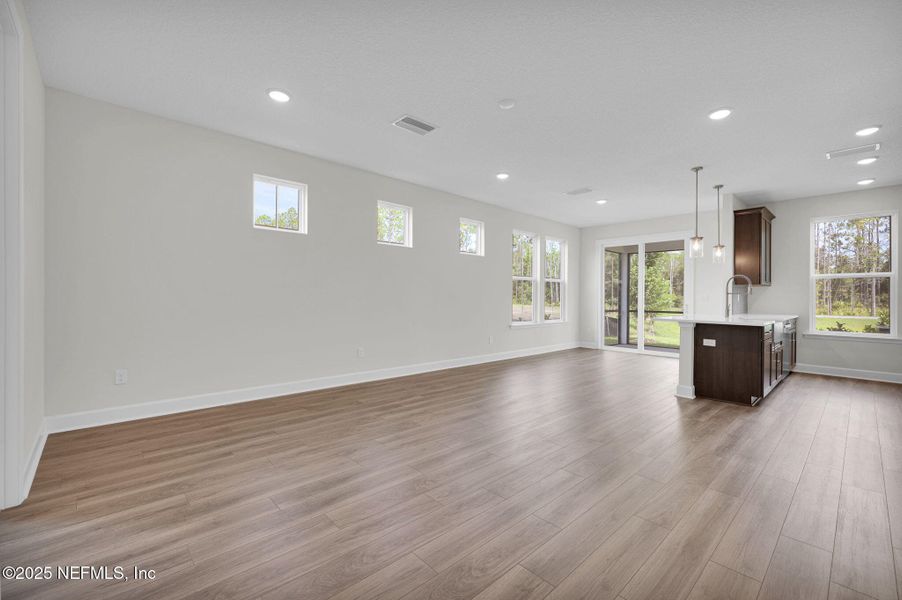 Spacious, unfurnished interior of a new home in Woodland Park, Ponte Vedra (Image 20).