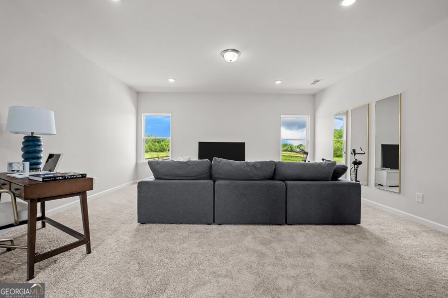Furnished interior view inside a new home in Cobblestone Crossing Commons, Warner Robins (Image 37).