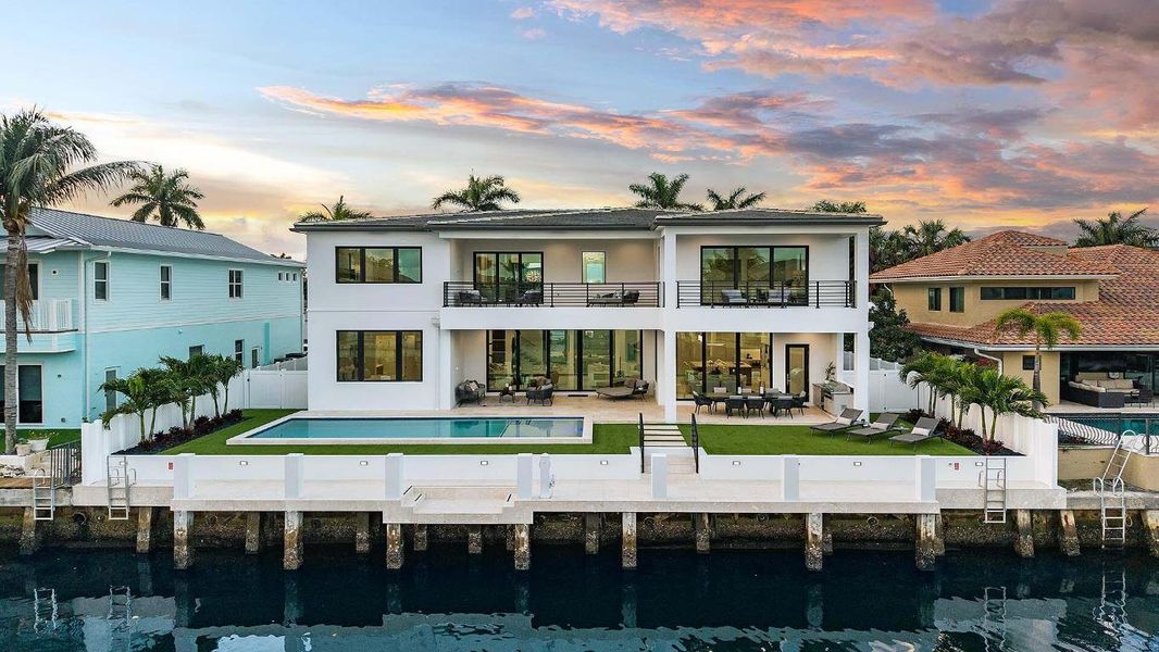 721 NE Marine Dr (2) 721 NE Marine Dr (2)