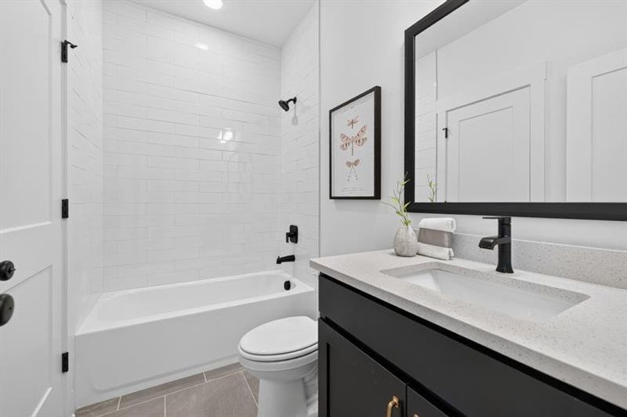 Furnished interior view inside a new home in Livingstone Park, Kennesaw (Image 20).
