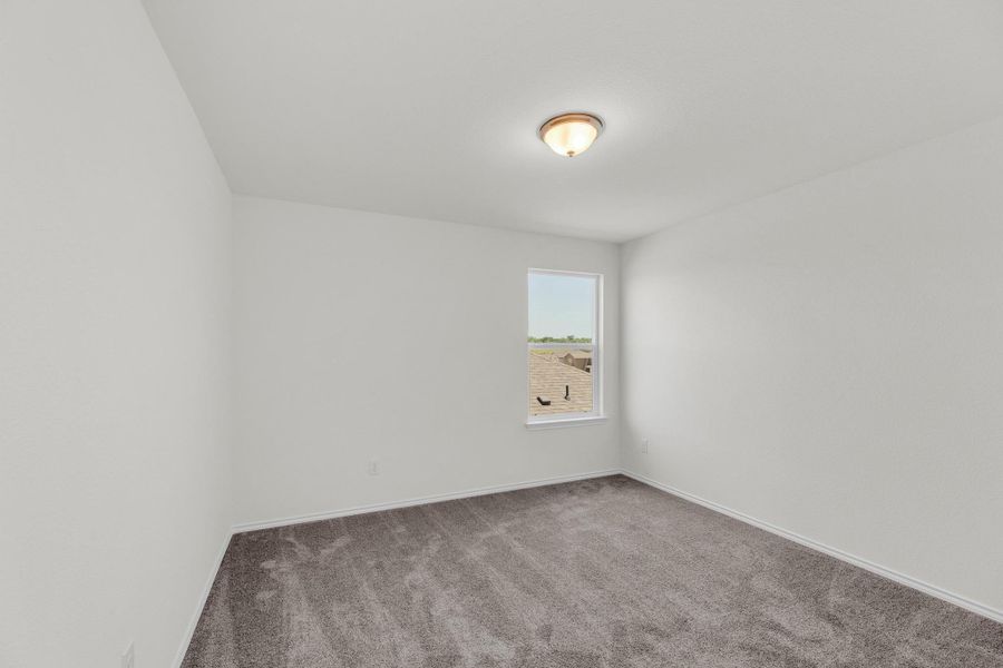 Spacious, unfurnished interior of a new home in Sonterra - Cool Water, Jarrell (Image 21).