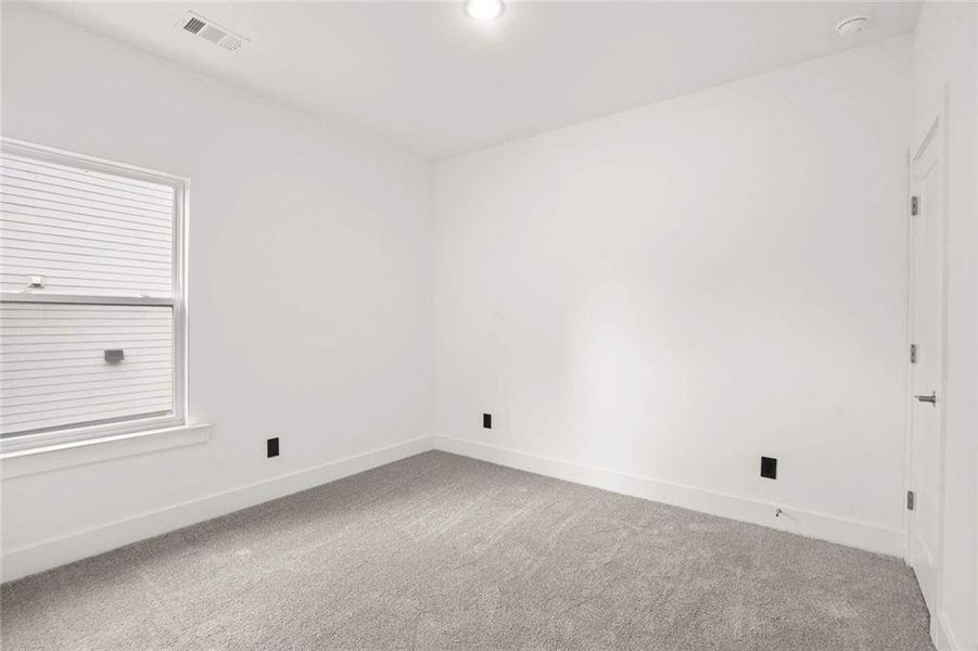 Spacious, unfurnished interior of a new home in , Atlanta (Image 36). Spacious, unfurnished interior of a new home in , Atlanta (Image 36).