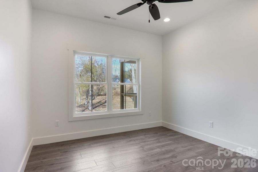 Spacious, unfurnished interior of a new home in , Hendersonville (Image 18).