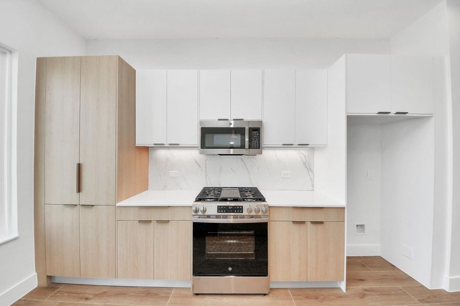 Furnished interior view inside a new home in , Houston (Image 5).