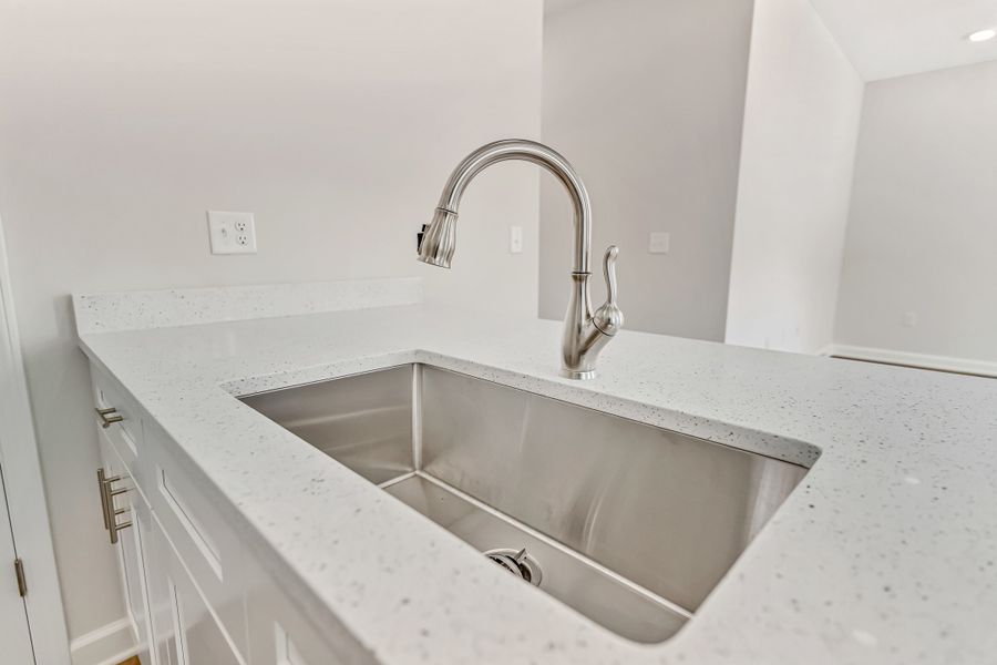 Image 36 of a home in .