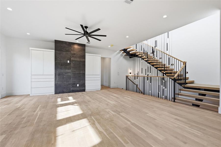 Spacious, unfurnished interior of a new home in , Dallas (Image 30).