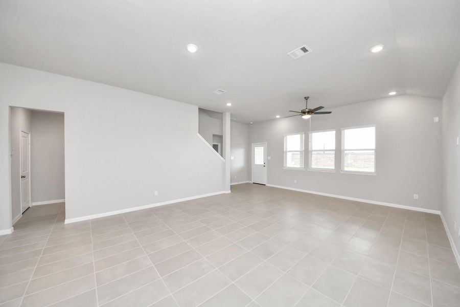 Image 12 of a home in Sunterra: Landmark Collection.