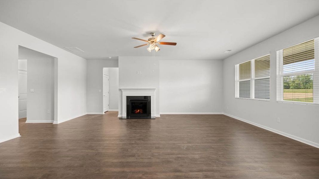 Representative unfurnished interior of a home built from the Denton by D.R. Horton in Chukker Creek Landing, Aiken (Image 15).