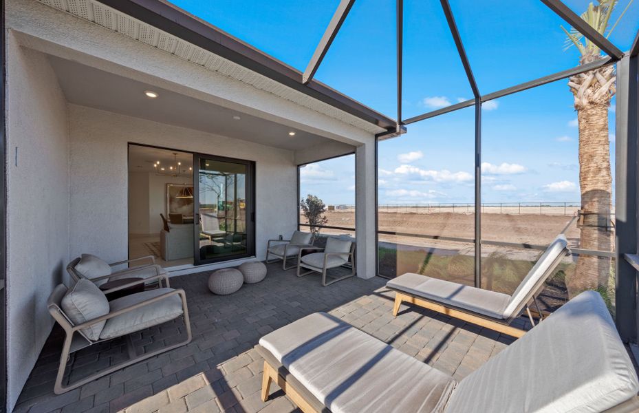 Exterior details and patio area of a home in Del Webb Catalina, Lakewood Ranch (Image 3).