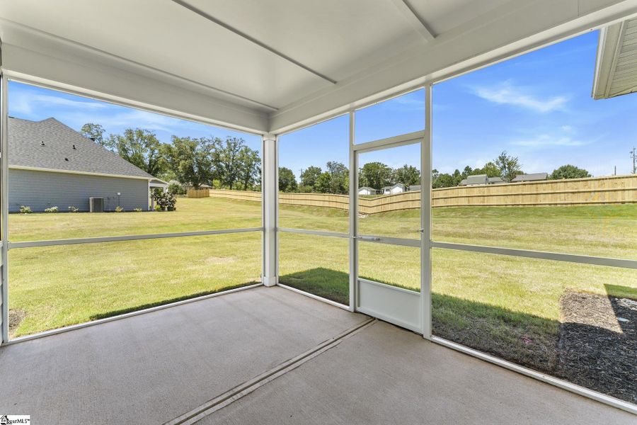Image 17 of a home in Double Springs.
