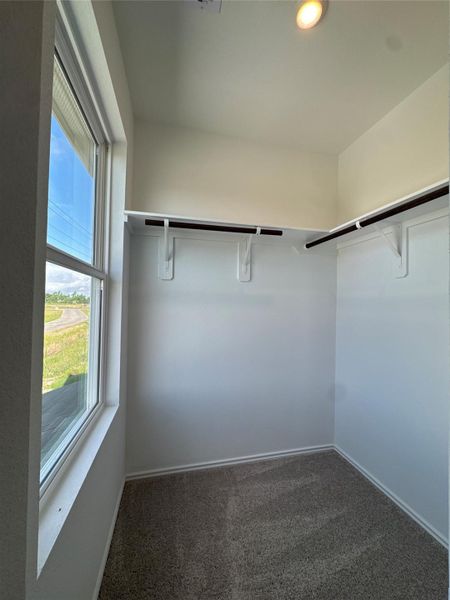 Spacious, unfurnished interior of a new home in Santa Fe, Cleveland (Image 18). Spacious, unfurnished interior of a new home in Santa Fe, Cleveland (Image 18).