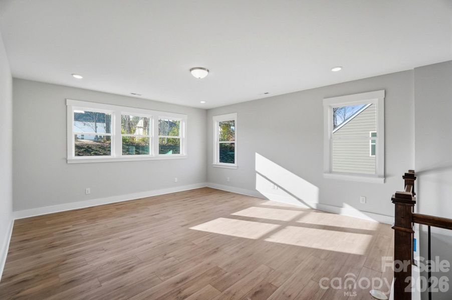 Spacious, unfurnished interior of a new home in Rone Creek, Waxhaw (Image 30).