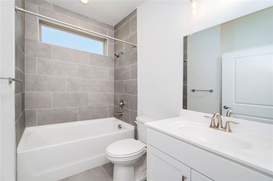 Furnished interior view inside a new home in Wimberly, Powder Springs (Image 15).