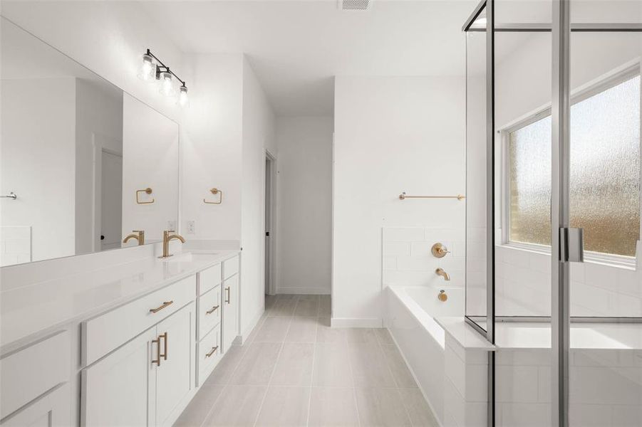 22_433 Wabash- Primary Suite-3 22_433 Wabash- Primary Suite-3