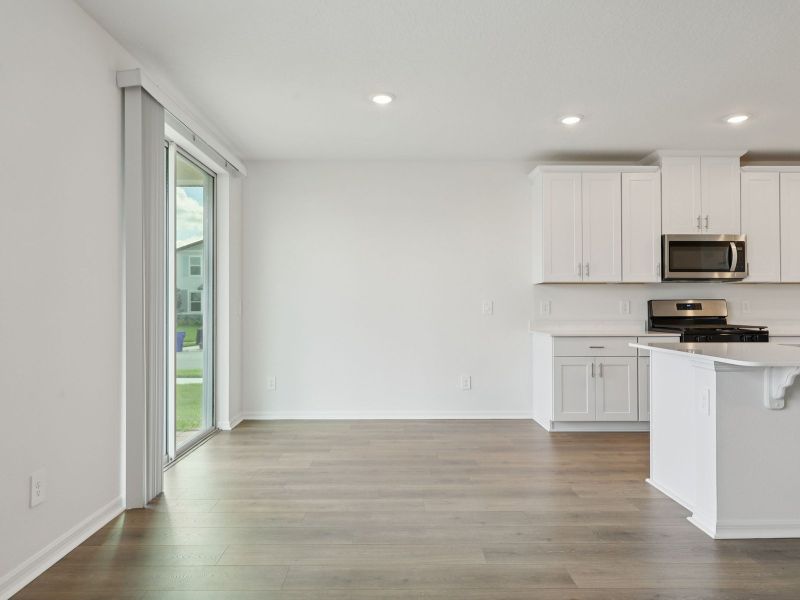 Spacious, unfurnished interior of a new home in Crosswinds - Signature Series, Haines City (Image 6). Spacious, unfurnished interior of a new home in Crosswinds - Signature Series, Haines City (Image 6).