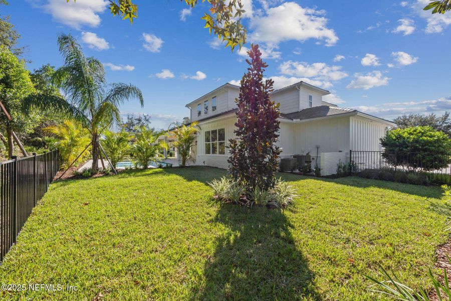 Image 90 of a home in .