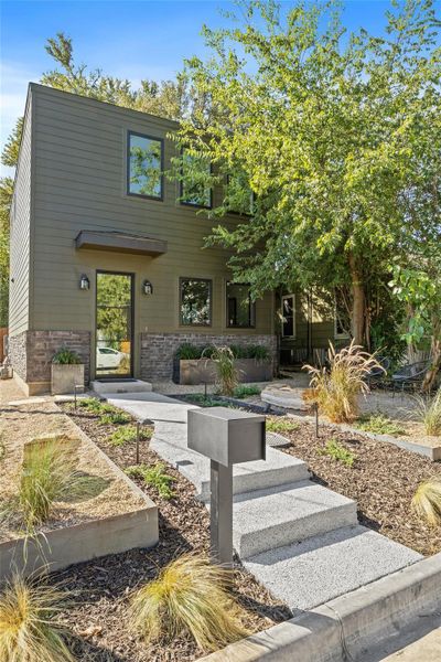 Image 14 of a home in .