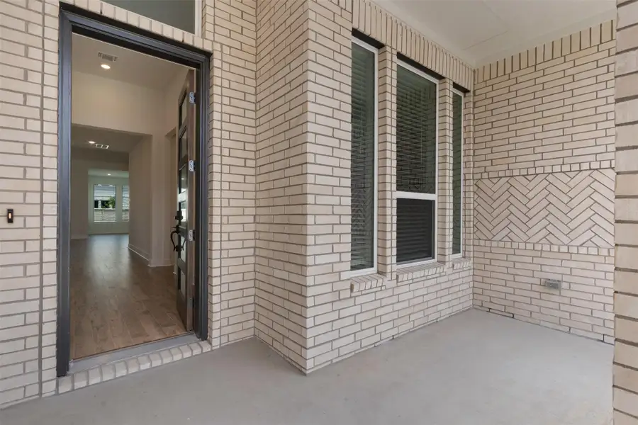 REPRESENTATIVE OF FLOOR PLAN ONLY