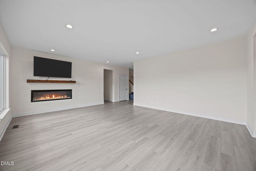 33-web-or-mls-IMG_1237 33-web-or-mls-IMG_1237