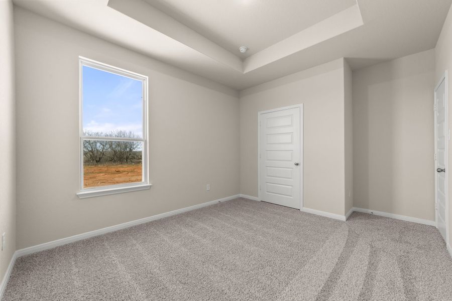 Spacious, unfurnished interior of a new home in Villas Las Flores, Floresville (Image 29).