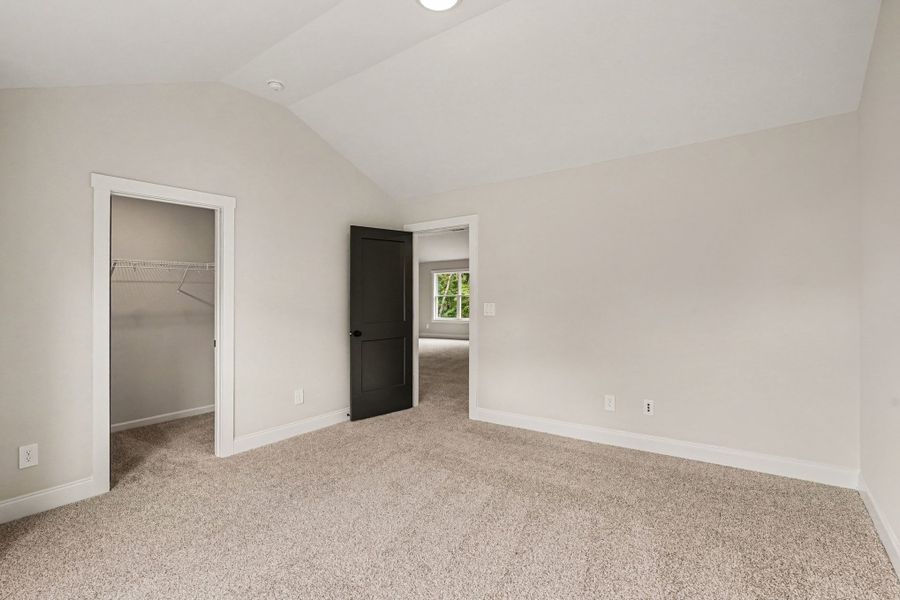 Spacious, unfurnished interior of a new home in Flint Farms, Concord (Image 43).