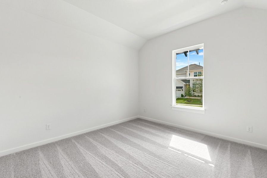 Spacious, unfurnished interior of a new home in University Heights, Round Rock (Image 35).