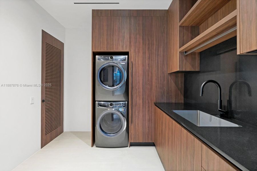 Close-up of interior finishes inside a home in , North Miami (Image 18).