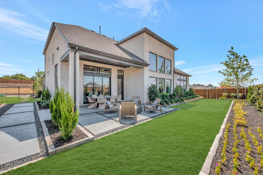 Representative exterior details of a home built from the The Derek by David Weekley Homes in Whyburn Manor Series, Flower Mound (Image 4).