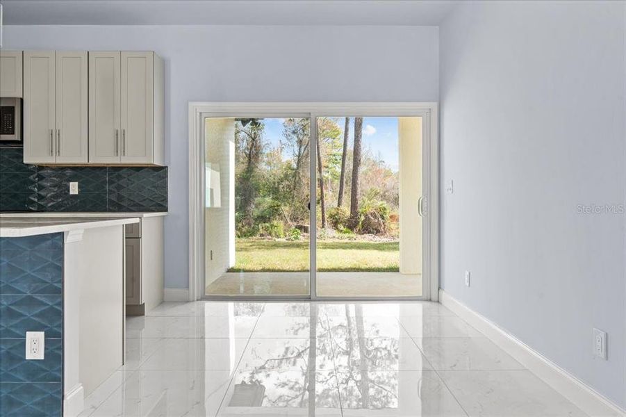 Spacious, unfurnished interior of a new home in , Deltona (Image 27).