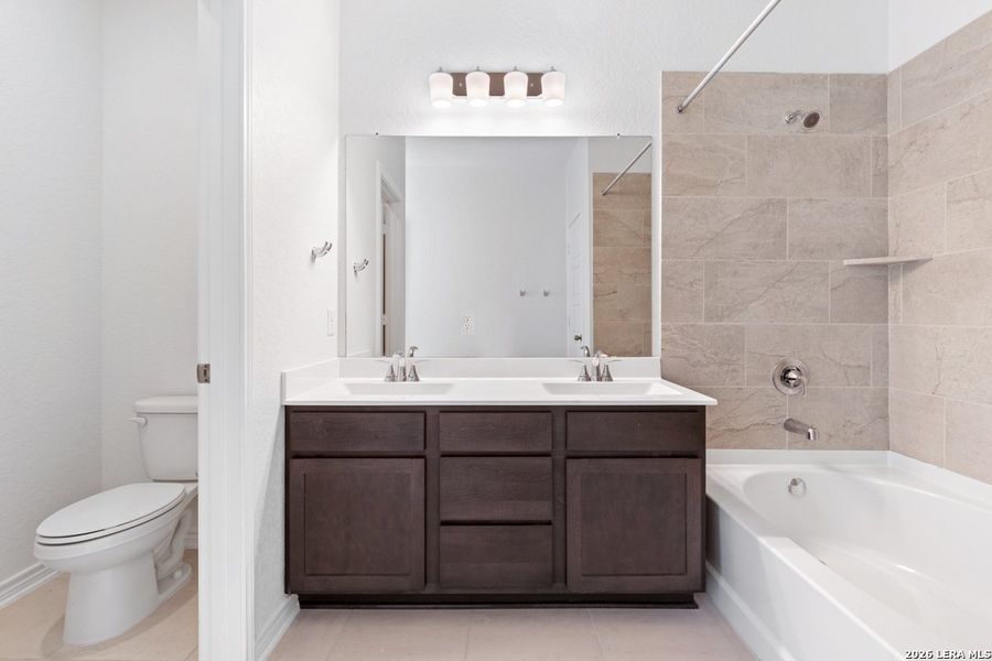 Furnished interior view inside a new home in Knox Ridge, Converse (Image 7). Furnished interior view inside a new home in Knox Ridge, Converse (Image 7).