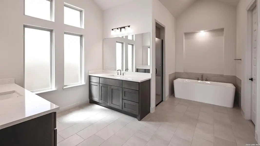 Furnished interior view inside a new home in Cibolo Valley Heights, Cibolo (Image 13).