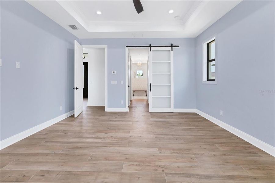 Spacious, unfurnished interior of a new home in , Port Charlotte (Image 15). Spacious, unfurnished interior of a new home in , Port Charlotte (Image 15).