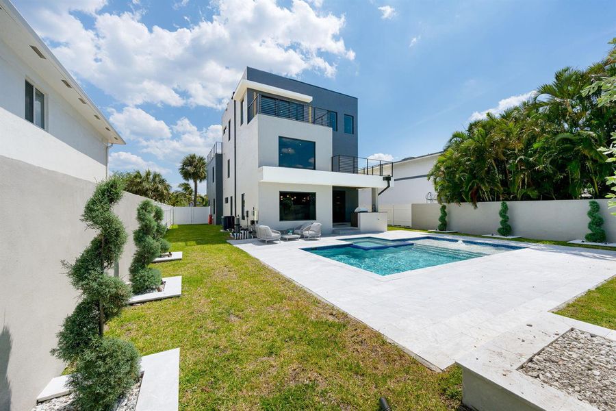 46-web-or-mls-photo-43
