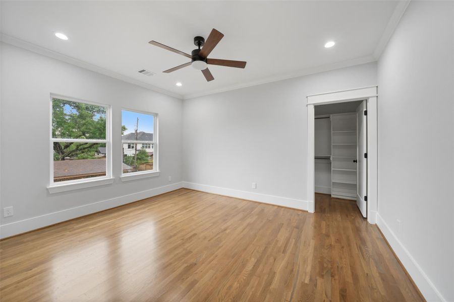 Spacious, unfurnished interior of a new home in , Houston (Image 15).