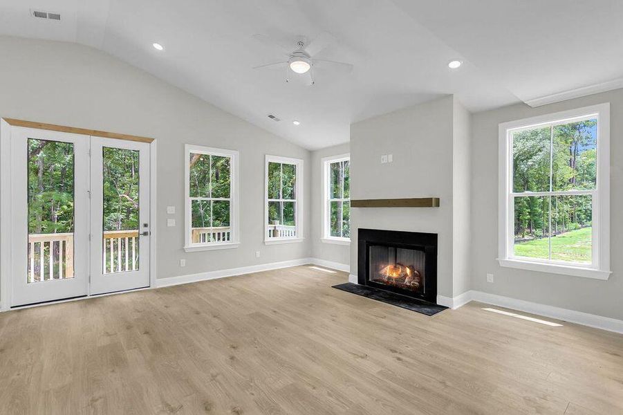 Spacious, unfurnished interior of a new home in Heron Preserve, Hanahan (Image 25). Spacious, unfurnished interior of a new home in Heron Preserve, Hanahan (Image 25).