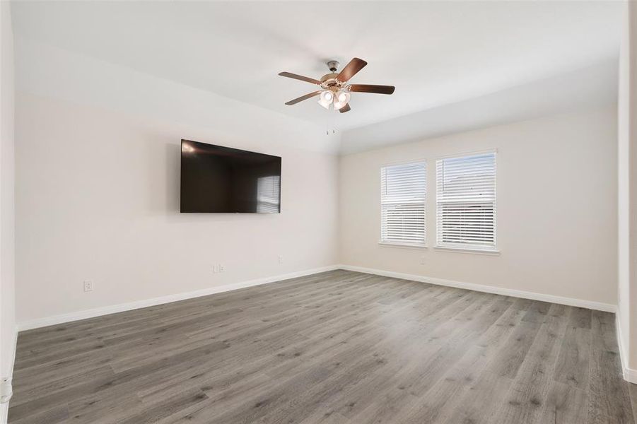 Spacious, unfurnished interior of a new home in , Lavon (Image 15).