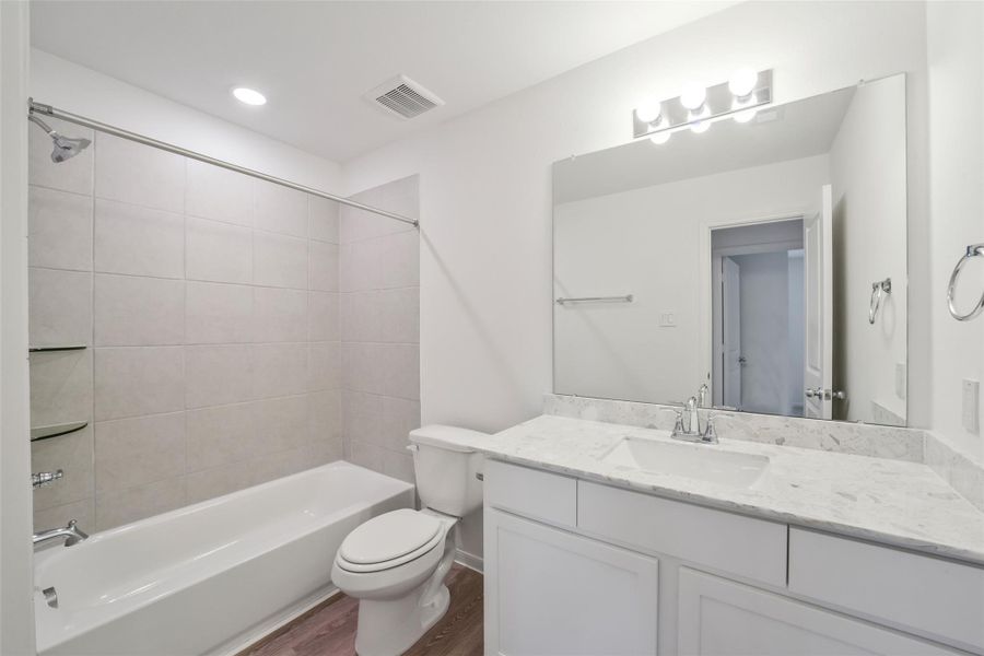 Furnished interior view inside a new home in , Houston (Image 12).