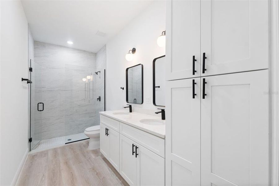 Furnished interior view inside a new home in , Ocala (Image 7).